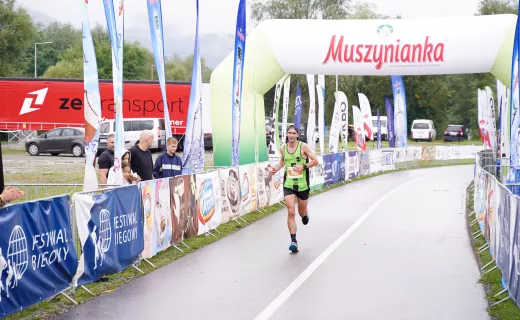 Jest zwycięzca Biegu 7 Dolin na 100 km! Dotarł do mety ze świetnym czasem [WIDEO] - 13